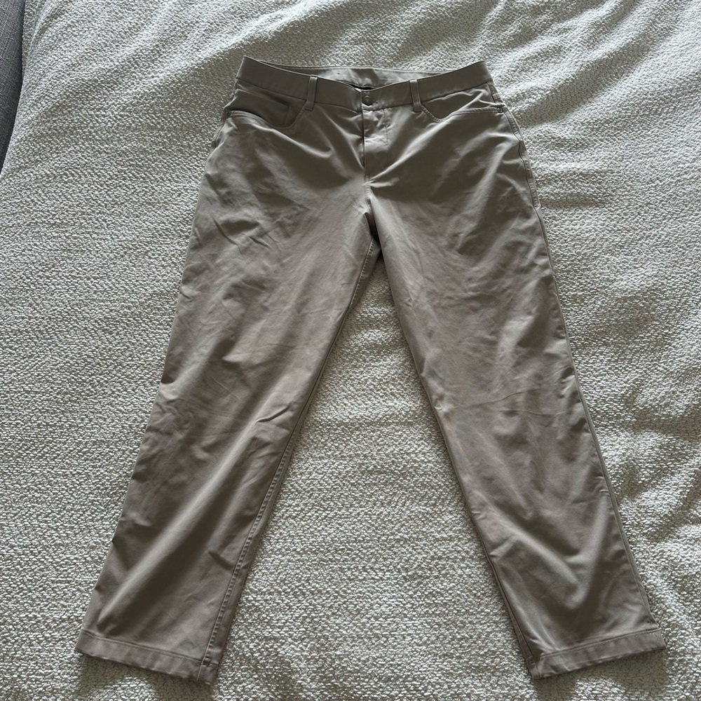 33x30 Tan 5 pocket lululemon ABC Classic fit pants
